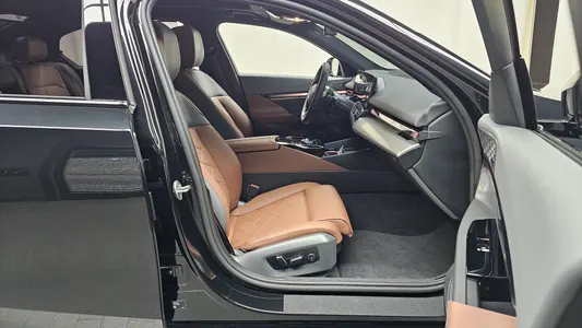 BMW 5 Series (G60) 530i xDrive M 2025 26