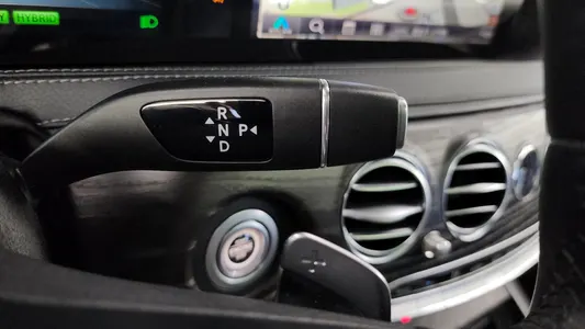 Mercedes-Benz S-Class W222 S560eL 2019 9