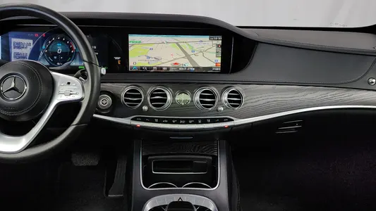 Mercedes-Benz S-Class W222 S560eL 2019 14