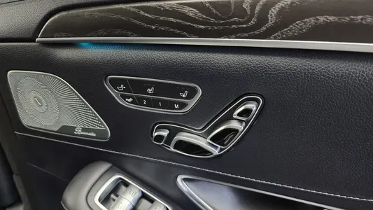 Mercedes-Benz S-Class W222 S560eL 2019 19