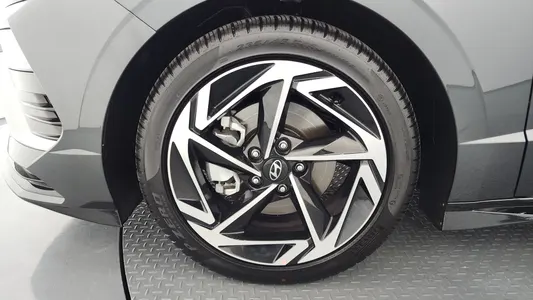 Hyundai (DN8) 2.0 2026 5