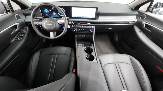 Hyundai (DN8) 2.0 2026 7