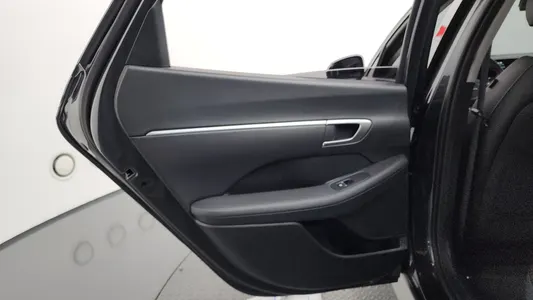 Hyundai (DN8) 2.0 2026 31