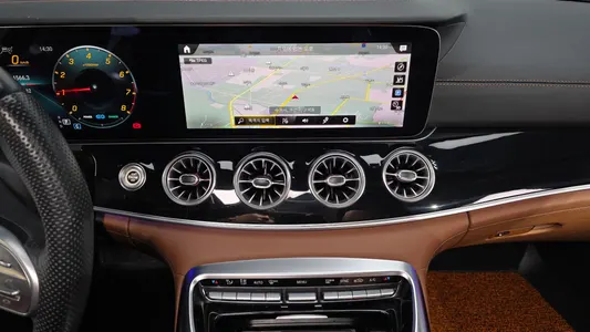 Mercedes-Benz AMG GT 4 43 4MATIC+ 2021 13