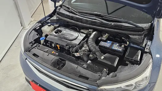 Kia Stonic 1.6 2017 6