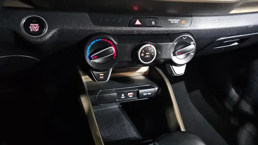 Kia Stonic 1.6 2017 18