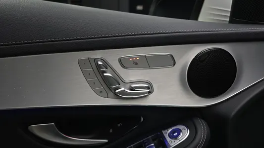 Mercedes-Benz GLC-Class X253 GLC300e 4MATIC 2021 30