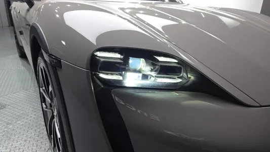 Porsche 타이칸 4S 2022 22