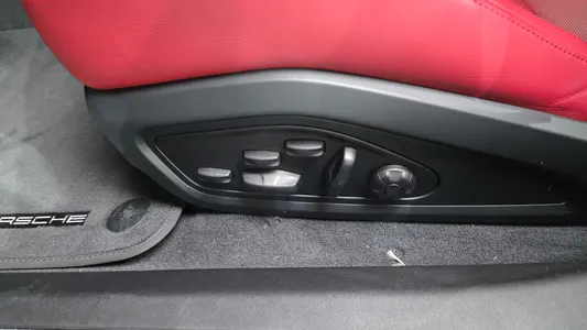Porsche 타이칸 4S 2022 32