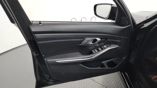 BMW 3 Series (G20) 320i M 2021 24