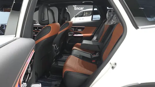 Mercedes-Benz GLC-Class X254 GLC300 4MATIC AMG Line 2025 12