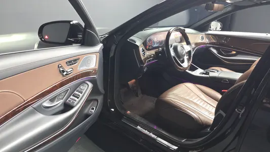 Mercedes-Benz S-Class W222 S560L 4MATIC 2019 9