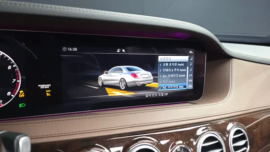 Mercedes-Benz S-Class W222 S560L 4MATIC 2019 16