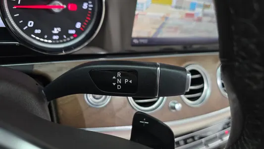 Mercedes-Benz E-Class W213 E220d 4MATIC 2019 8
