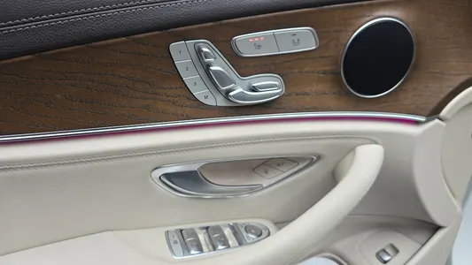 Mercedes-Benz E-Class W213 E220d 4MATIC 2019 14