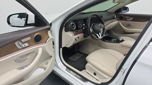 Mercedes-Benz E-Class W213 E220d 4MATIC 2019 9