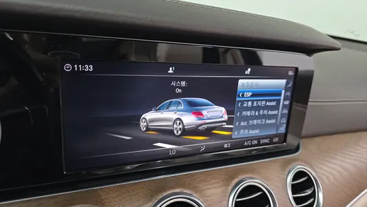 Mercedes-Benz E-Class W213 E220d 4MATIC 2019 27