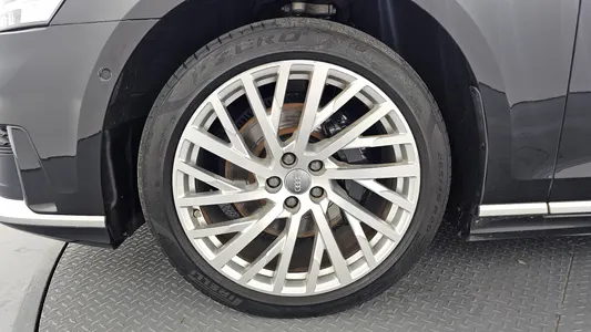 Audi A8 (D5) 50 TDI LWB 2021 5