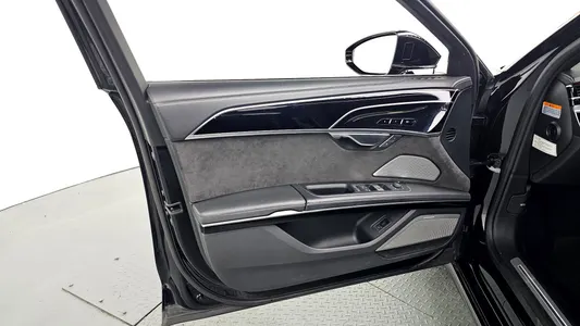 Audi A8 (D5) 50 TDI LWB 2021 24
