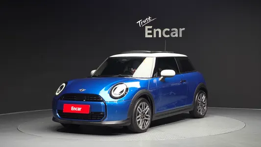 MINI C 4 2025