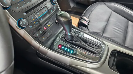 Chevrolet 말리부 2.0 LT 2014 9