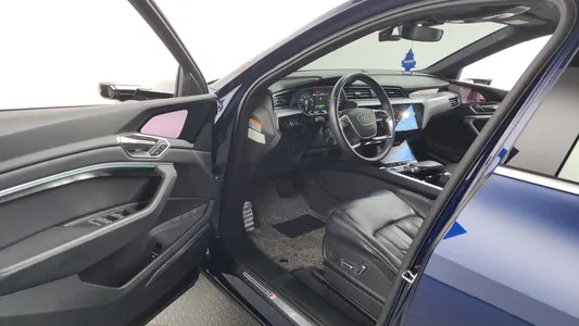 Audi e- 55 2021 10