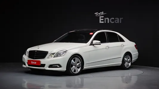Mercedes-Benz E-Class W212 E350 2010