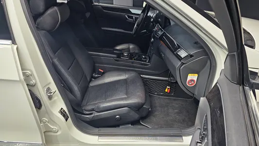 Mercedes-Benz E-Class W212 E350 2010 11