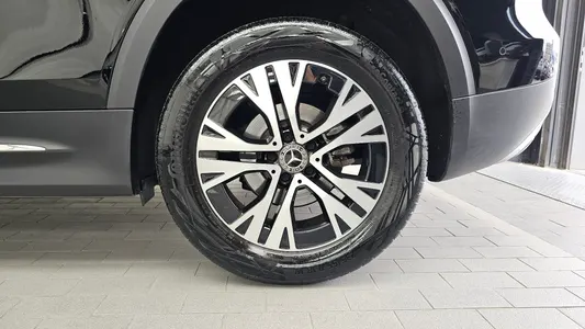 Mercedes-Benz GLB-Class X247 GLB200 d 2024 21