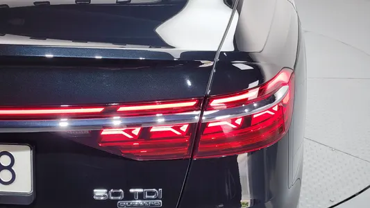 Audi A8 (D5) 50 TDI LWB 2023 23