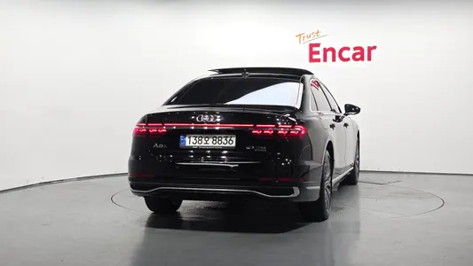 Audi A8 (D5) 55 TFSI LWB 2023 4