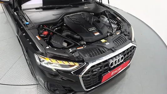Audi A8 (D5) 55 TFSI LWB 2023 6