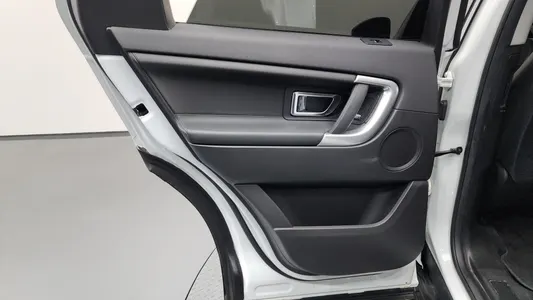 Land Rover 디스커버리 스포츠 2.0 TD4 HSE 2018 25