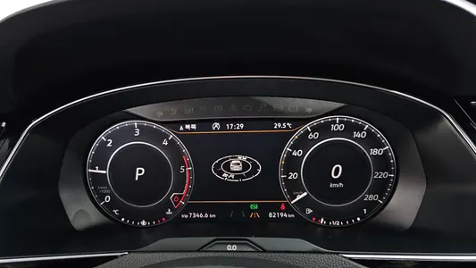 Volkswagen 아테온 2.0 TDI 2018 8