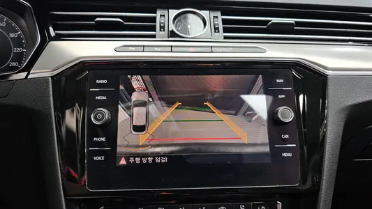 Volkswagen 아테온 2.0 TDI 2018 13