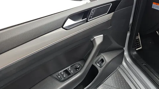 Volkswagen 아테온 2.0 TDI 2018 17