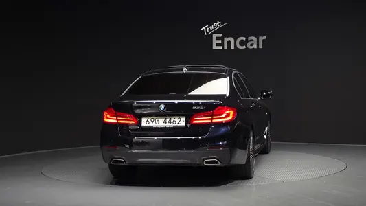 BMW 5 Series (G30) 530i M 2019 4