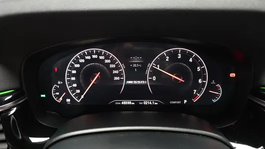 BMW 5 Series (G30) 530i M 2019 8