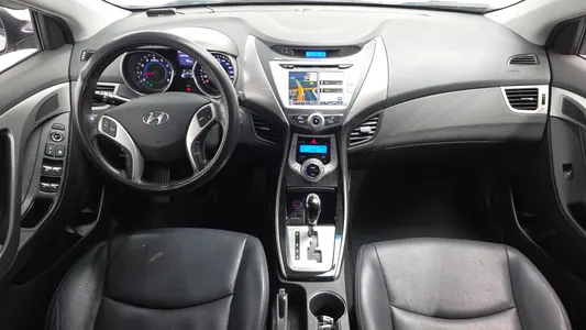 Hyundai MD M16 GDI 2011 7