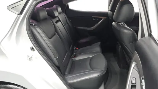 Hyundai MD M16 GDI 2011 12