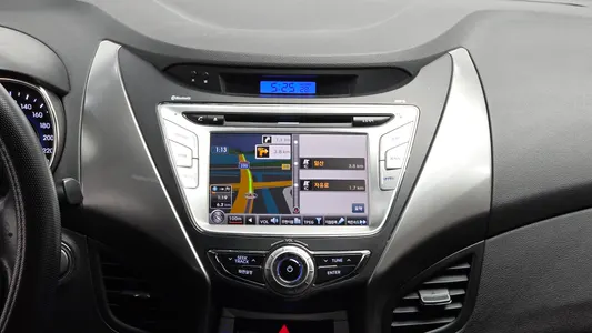 Hyundai MD M16 GDI 2011 14