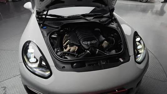 Porsche 파나메라 4.8 GTS 2014 6