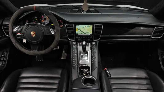 Porsche 파나메라 4.8 GTS 2014 7