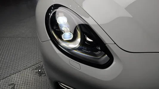 Porsche 파나메라 4.8 GTS 2014 22