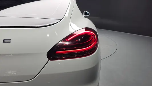 Porsche 파나메라 4.8 GTS 2014 23