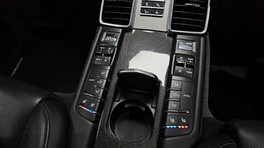 Porsche 파나메라 4.8 GTS 2014 34