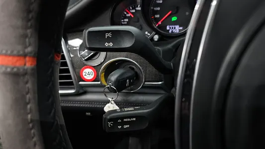 Porsche 파나메라 4.8 GTS 2014 37