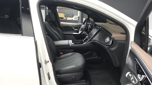 Mercedes-Benz EQE SUV X294 EQE350 4MATIC 2023 11