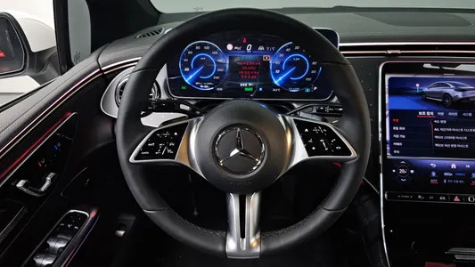 Mercedes-Benz EQE V295 EQE350+ 2024 16