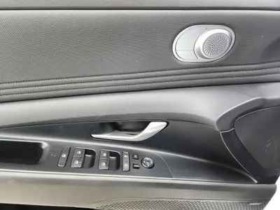 Hyundai (CN7) 1.6 2020 18